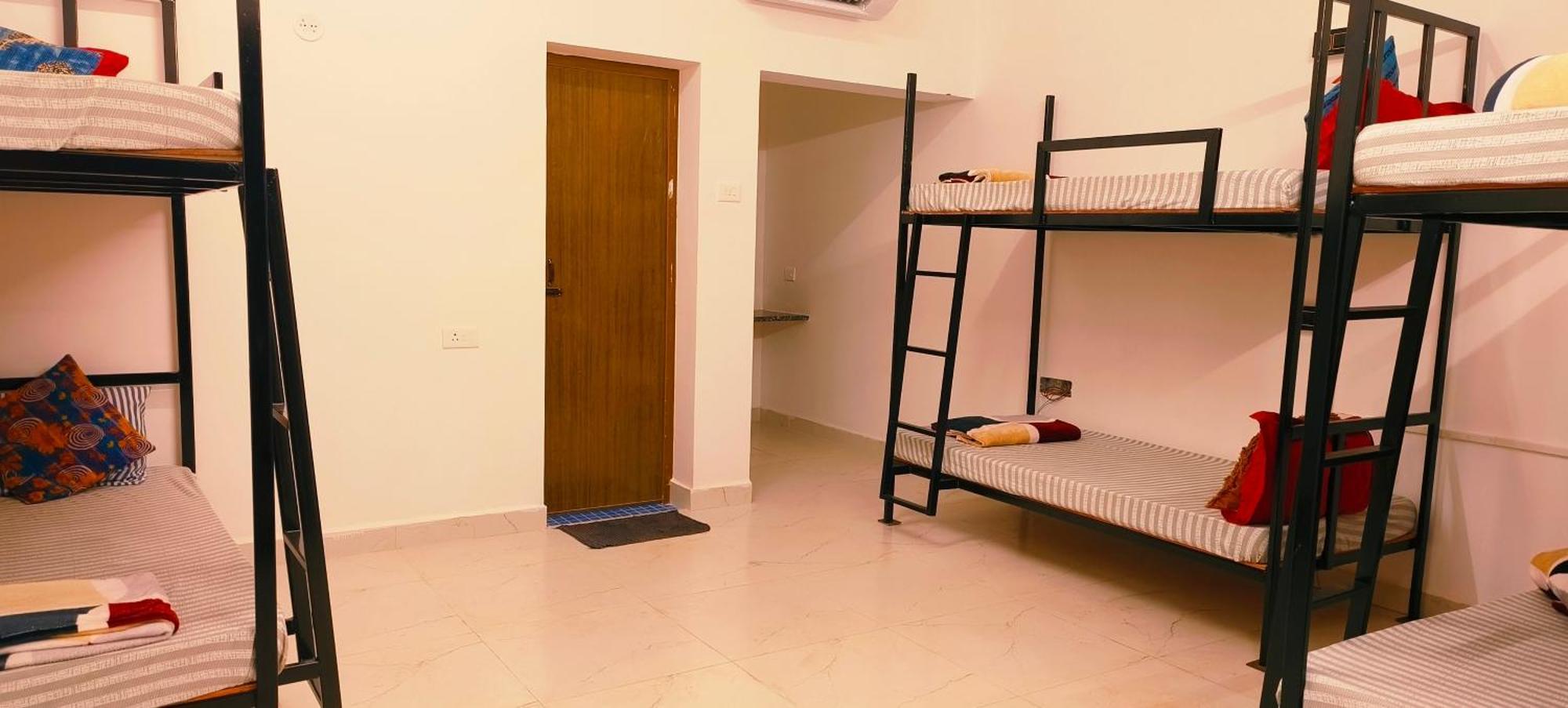 Mitra Hostel Vagator Kültér fotó